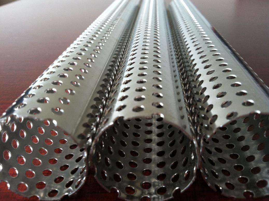 Forforated metallum filter tubo